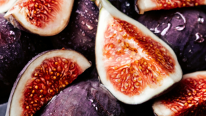 8 DRY FRUITS THAT ARE RICH IN CALICIUM